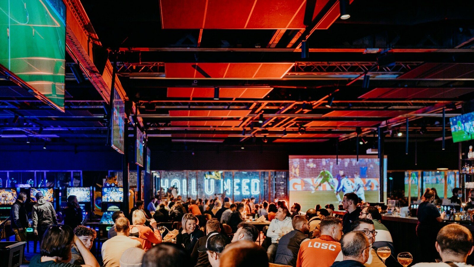 Une Fan Zone s installe à Lille pour voir le match France Angleterre