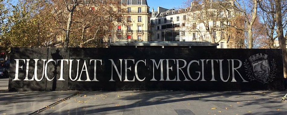 Que Veut Dire Fluctuat Nec Mergitur Fluctuat nec mergitur : on vous dit tout sur la devise de Paris