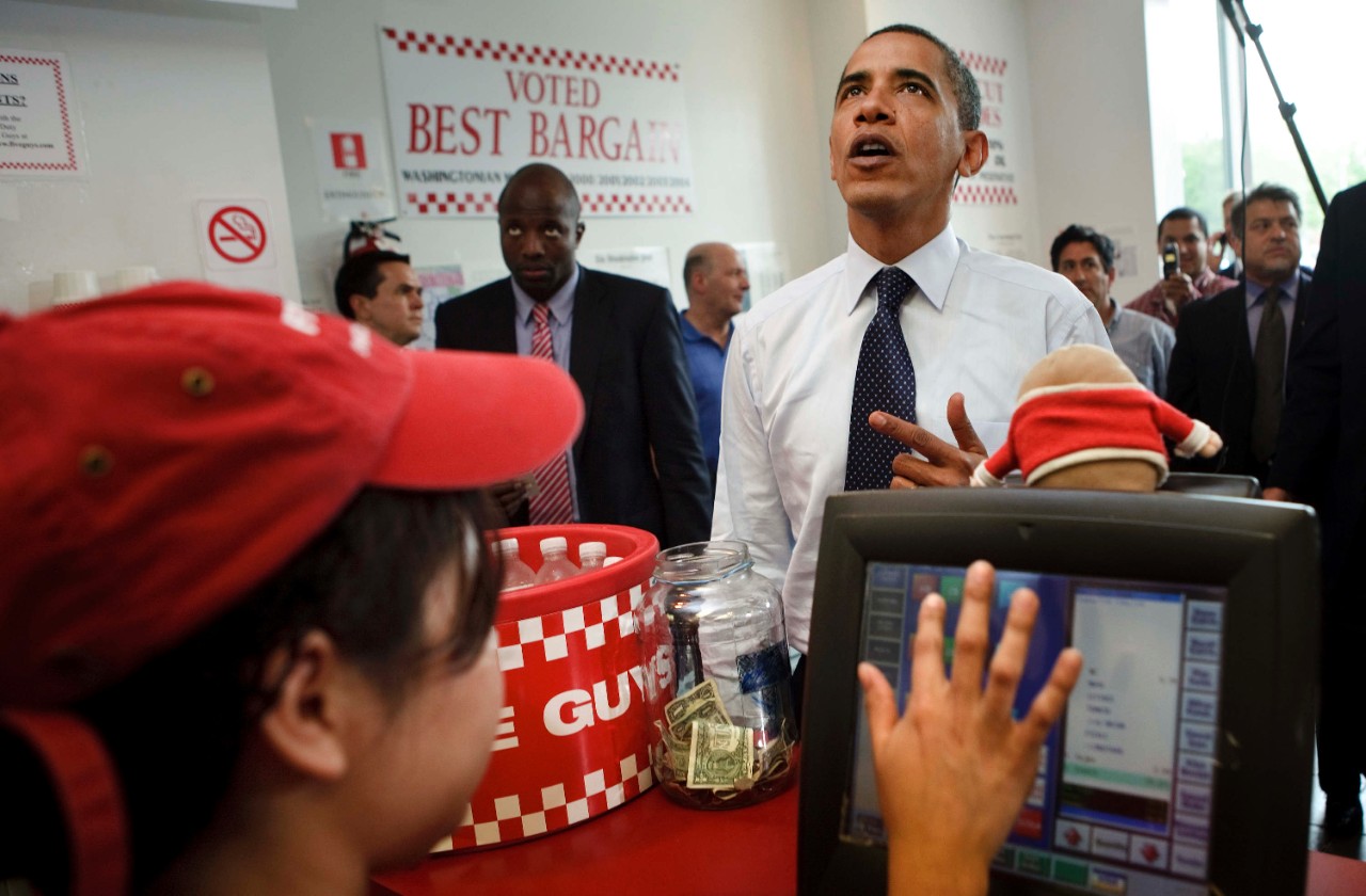 five guys-obama-champs &eacute;lys&eacute;es- paris