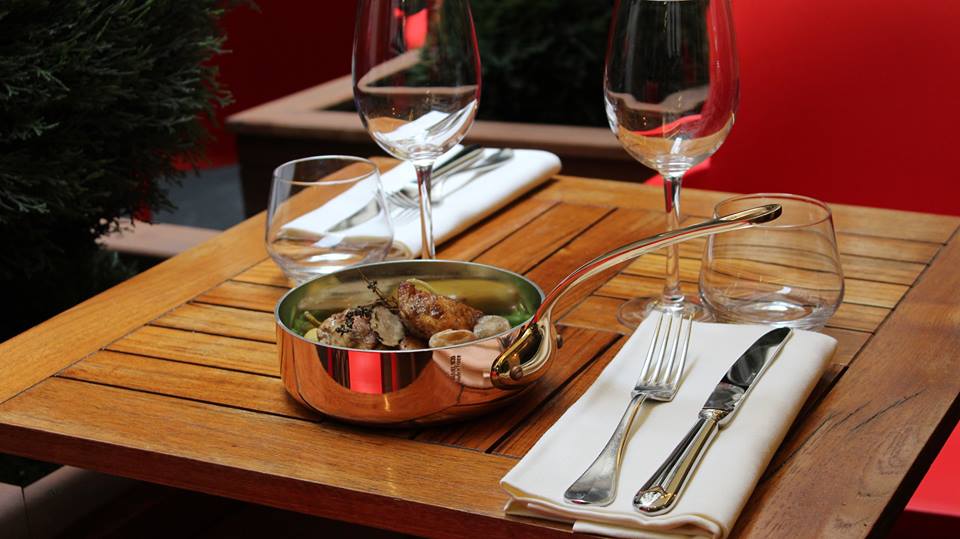 un des sens cassolette menu