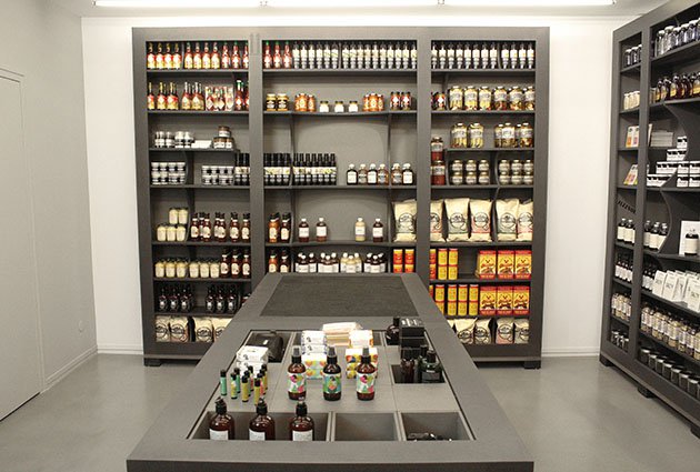 In Good We Trust Paris