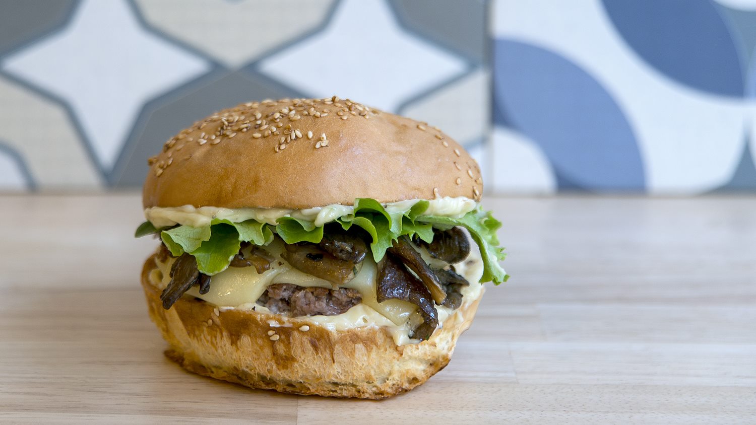 burger-lyon-wtf-local-food-bagel