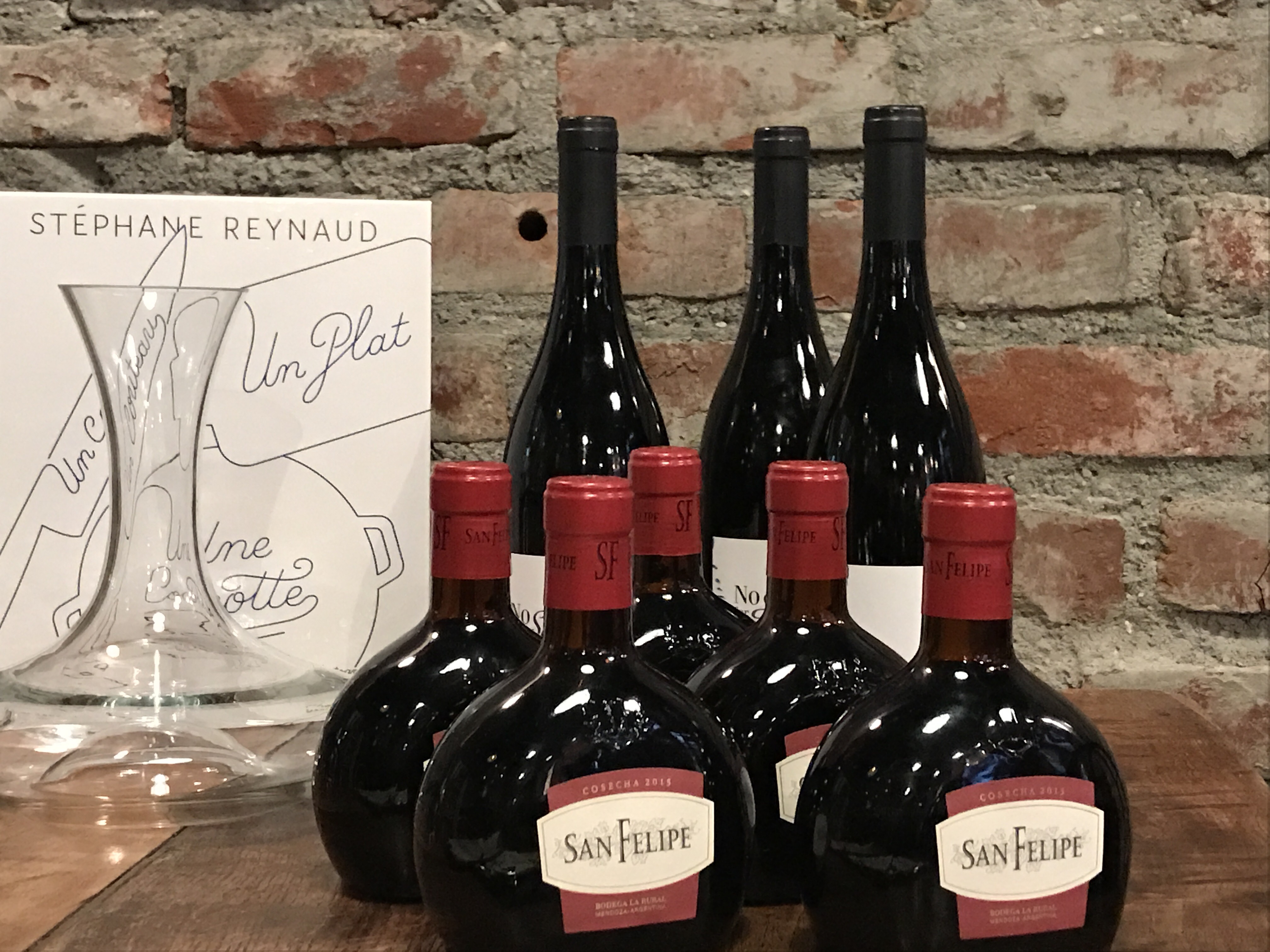 lyon-anthocyane-adresse-food-drink-vin-monde-bar