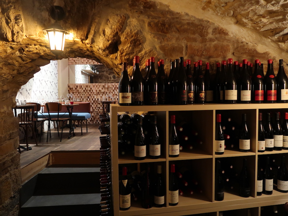 Bones & Bottles, le paradis des tapas et du vin français Le Bonbon