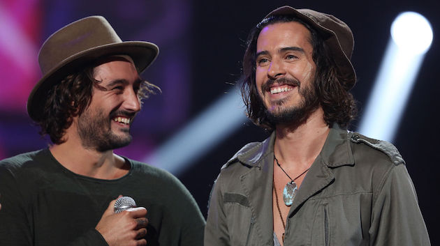 frero-delavega-en-concert-au-dome-de-marseille-le-bonbon-billet