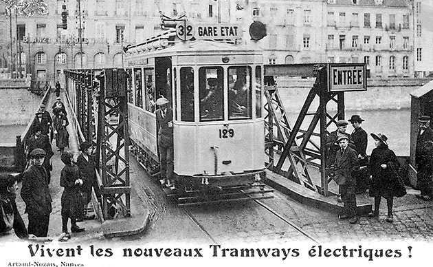Le tramway est électrifié en 1913