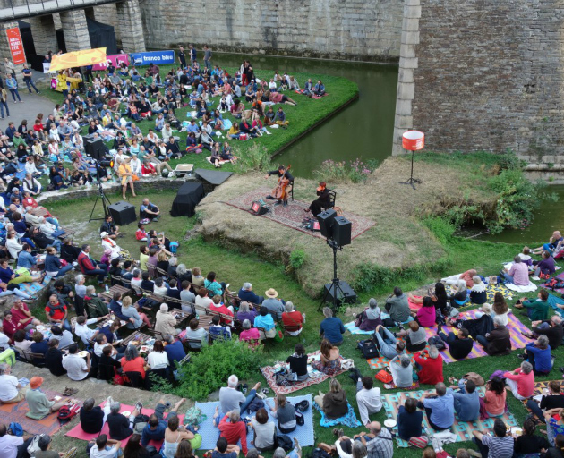 Concert Festival Aux heures d'été en 2016 aux douves du Château