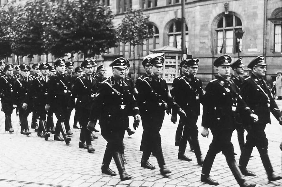 Strasbourg annexeIe par les nazis 