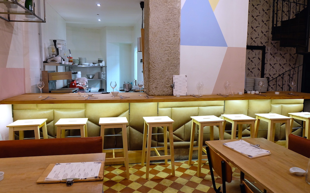 Bones & Bottles, le paradis des tapas et du vin français Le Bonbon