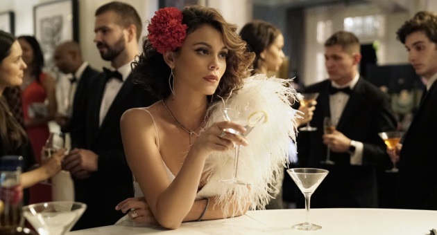 television-series-us-mode-fashion-2018-dynastie-crystal