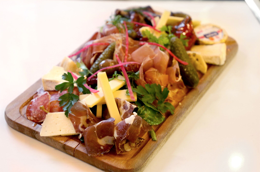Planche le parisien paris bistrot