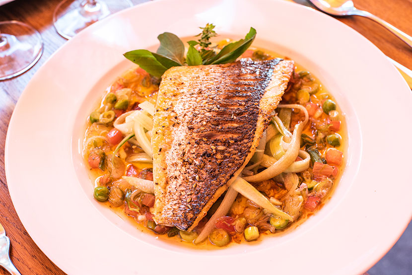 juste le zinc bistrot paris plat