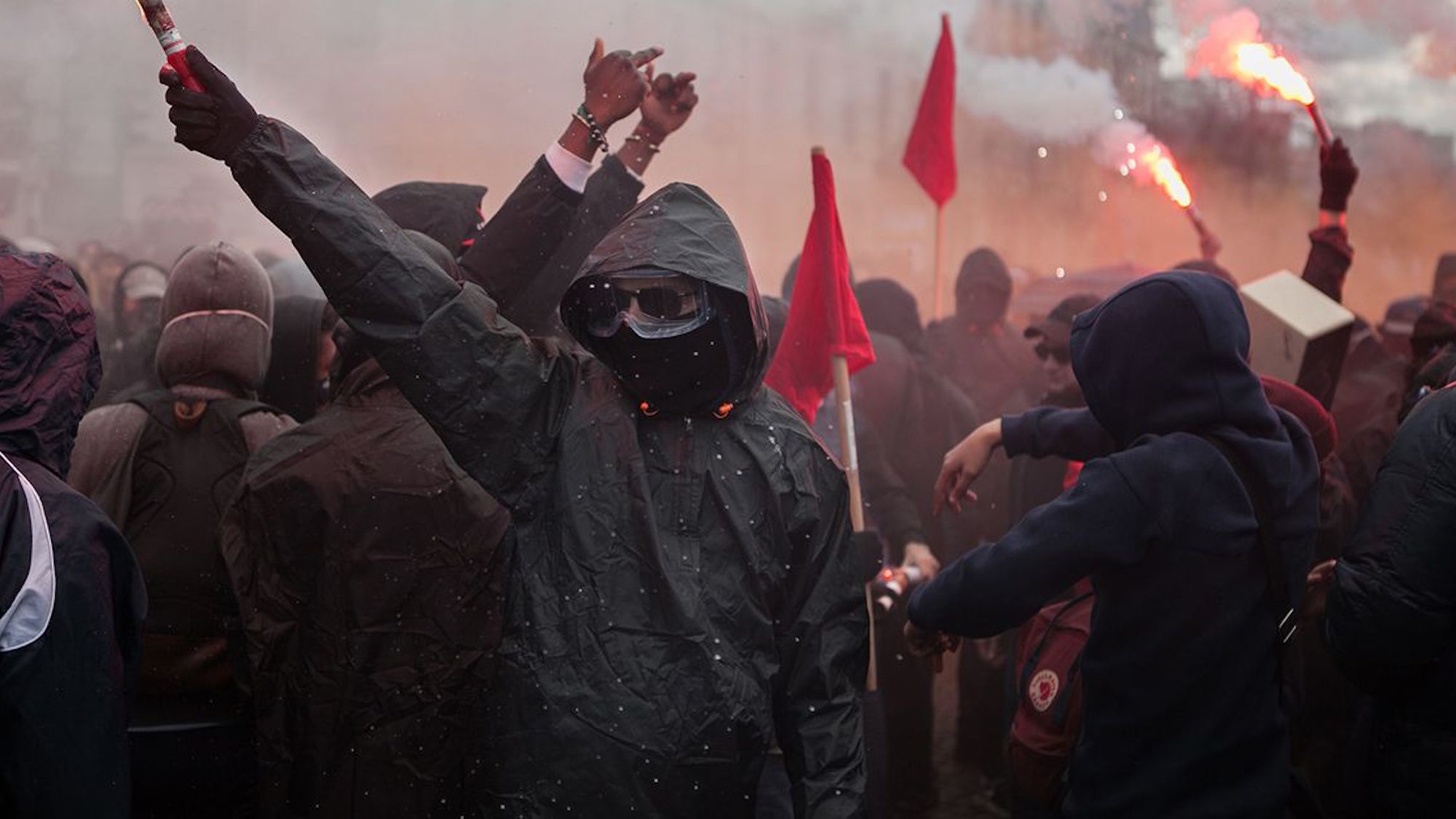 Manifestations, stations de métro fermées : à quoi s'attendre ce 1er mai à Paris 3n7kns0wv0