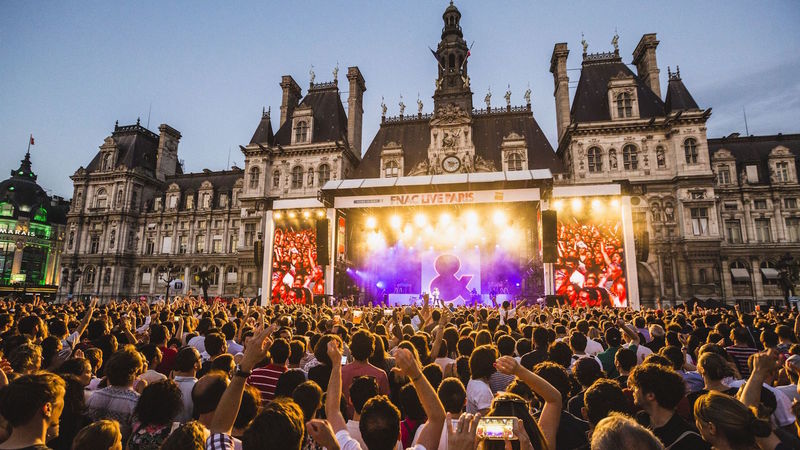 Fnac Live Revient Faire Trembler Le Parvis De L'Hôtel De Ville ...