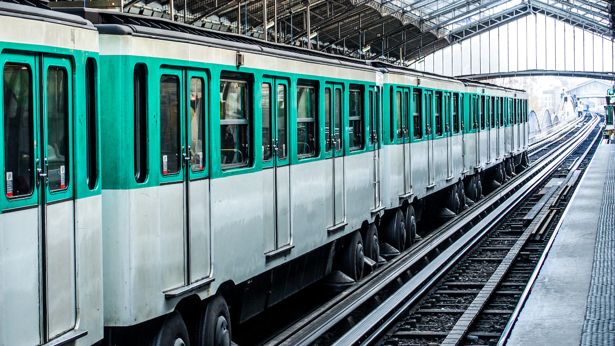 Le harceleur à la couronne du métro est (enfin) démasqué ! 7rra75obqt