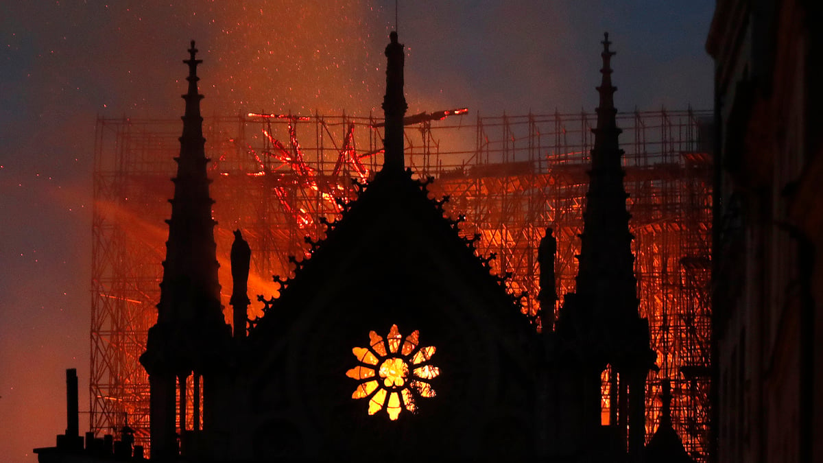 L’incendie de Notre-Dame déjà au centre des théories du complot | News