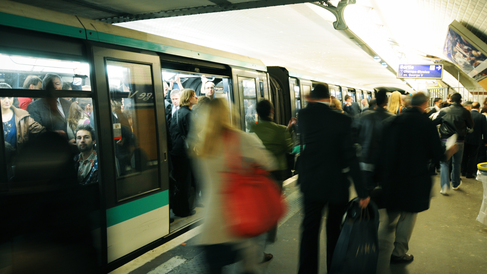 Grève RATP : le mouvement pourrait se prolonger jusqu'à mardi istock-458545619