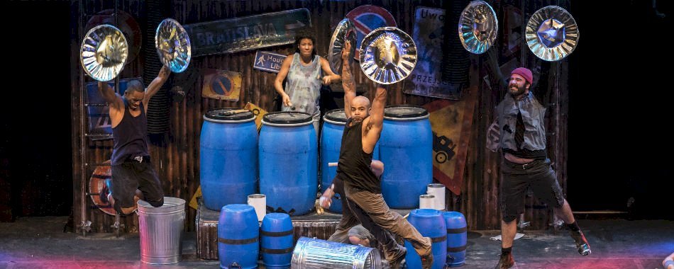 Stomp, le spectacle le plus frappé de l\'année 14ie1uwtib