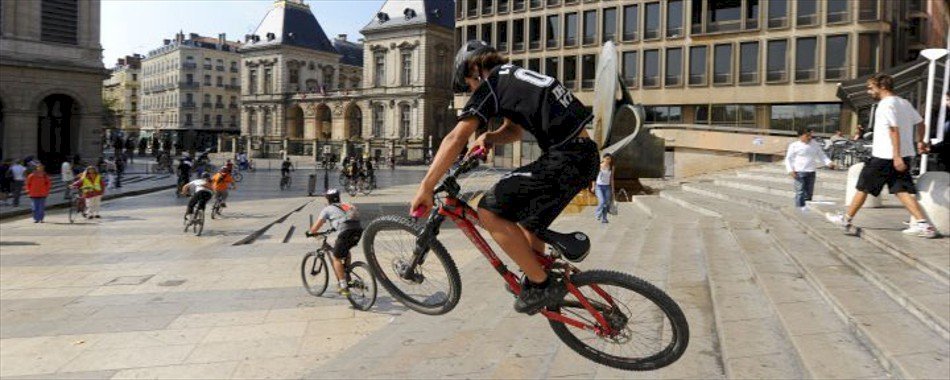 Le Lyon Free Bike revient ce week-end ! 16r3ek1mpi