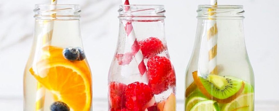 DIY : 7 recettes d'eaux aromatisées faciles à faire 1ob470jtez