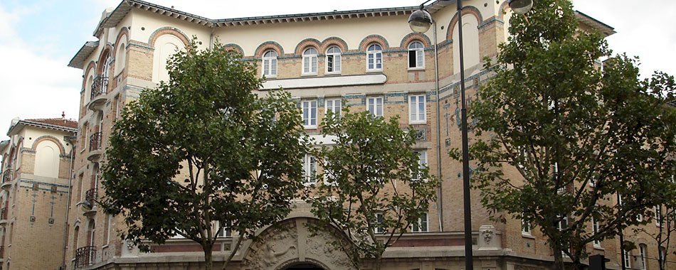 Vente au kilo d\'Emmaüs Alternatives au Palais de la Femme 3ydrjnvs3h