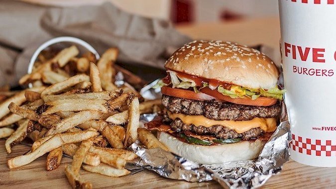 Les Burgers Five Guys Vont Enfin Débarquer à Lyon Le Bonbon 4301