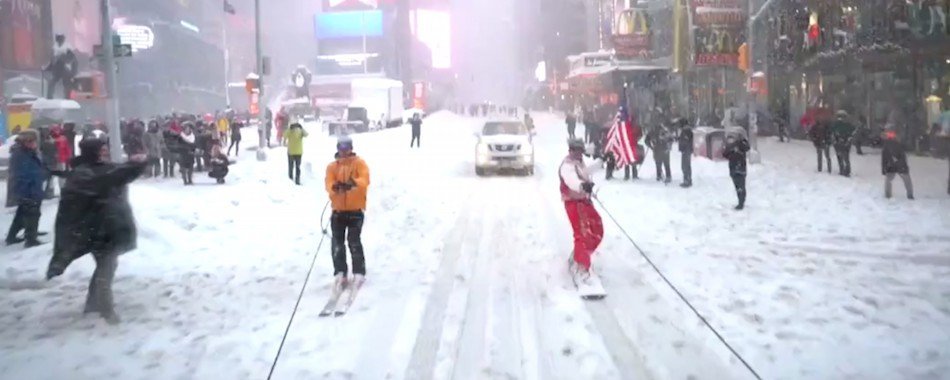 Ils font du snowboard dans les rues de New York 8xigexwdrc
