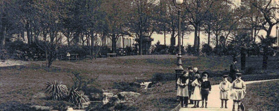 Jeu, set et match aux Batignolles 9r0vp3myek