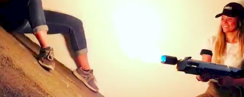 Vu ailleurs #1 : le monde commence à vraiment craquer son slip cl8w79nyp7