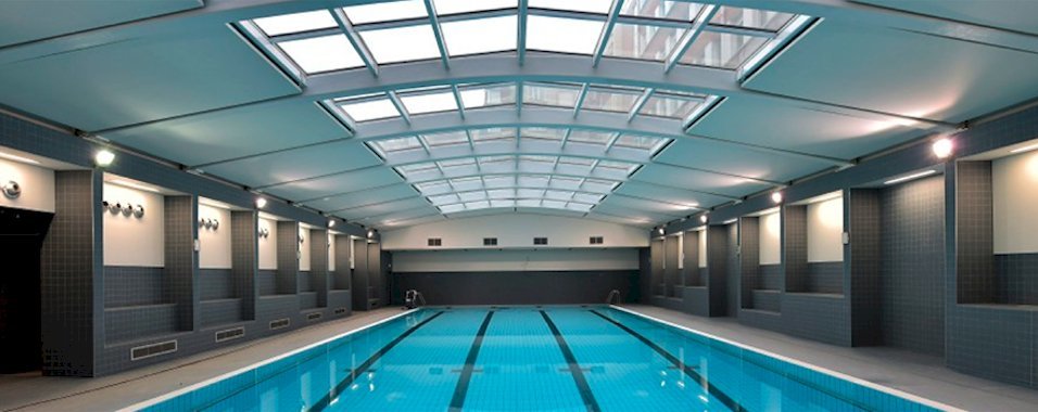 piscine interdite aux moins de 16 ans paris