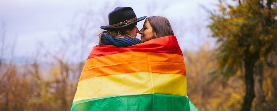 Pansexuel : l'orientation sexuelle qui séduit de plus en plus de jeunes kavnisu6tm