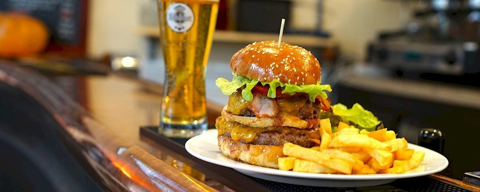 Roy\'s Pub kbcxgynmax