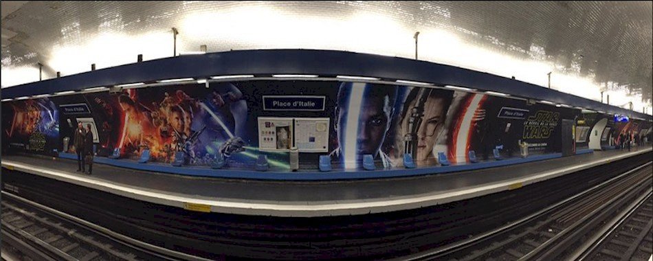 La station Place d’Italie aux couleurs de Star Wars m225v2vyw9