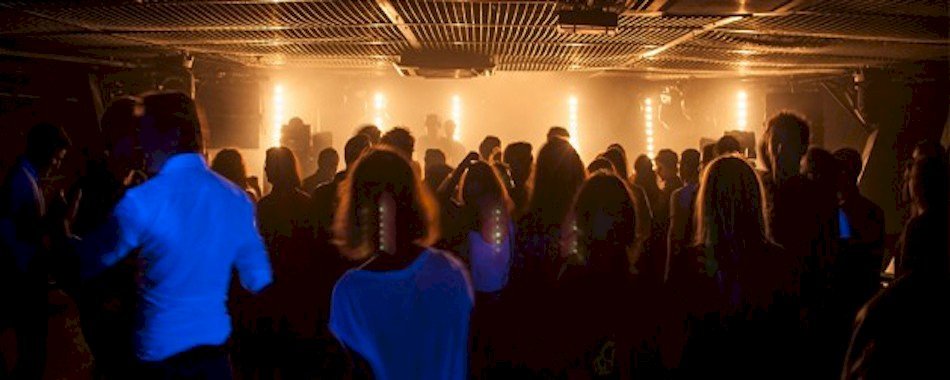 House Of Mask s'invite au Grand Palais ce soir mvwo3usm6d