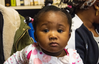 Un Resto Du Cœur Pour Les Bebes Vient En Aide Aux Enfants Du 18e