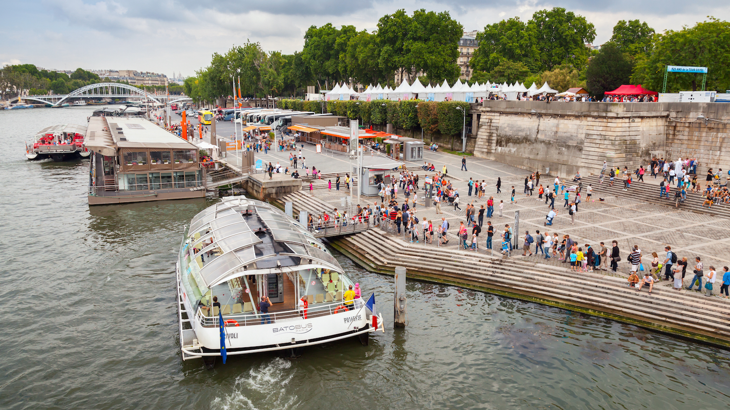 Les Boucles De La Seine En Bateau Bateau bus Paris : le bateau sur la Seine qui va te faire quitter le métro