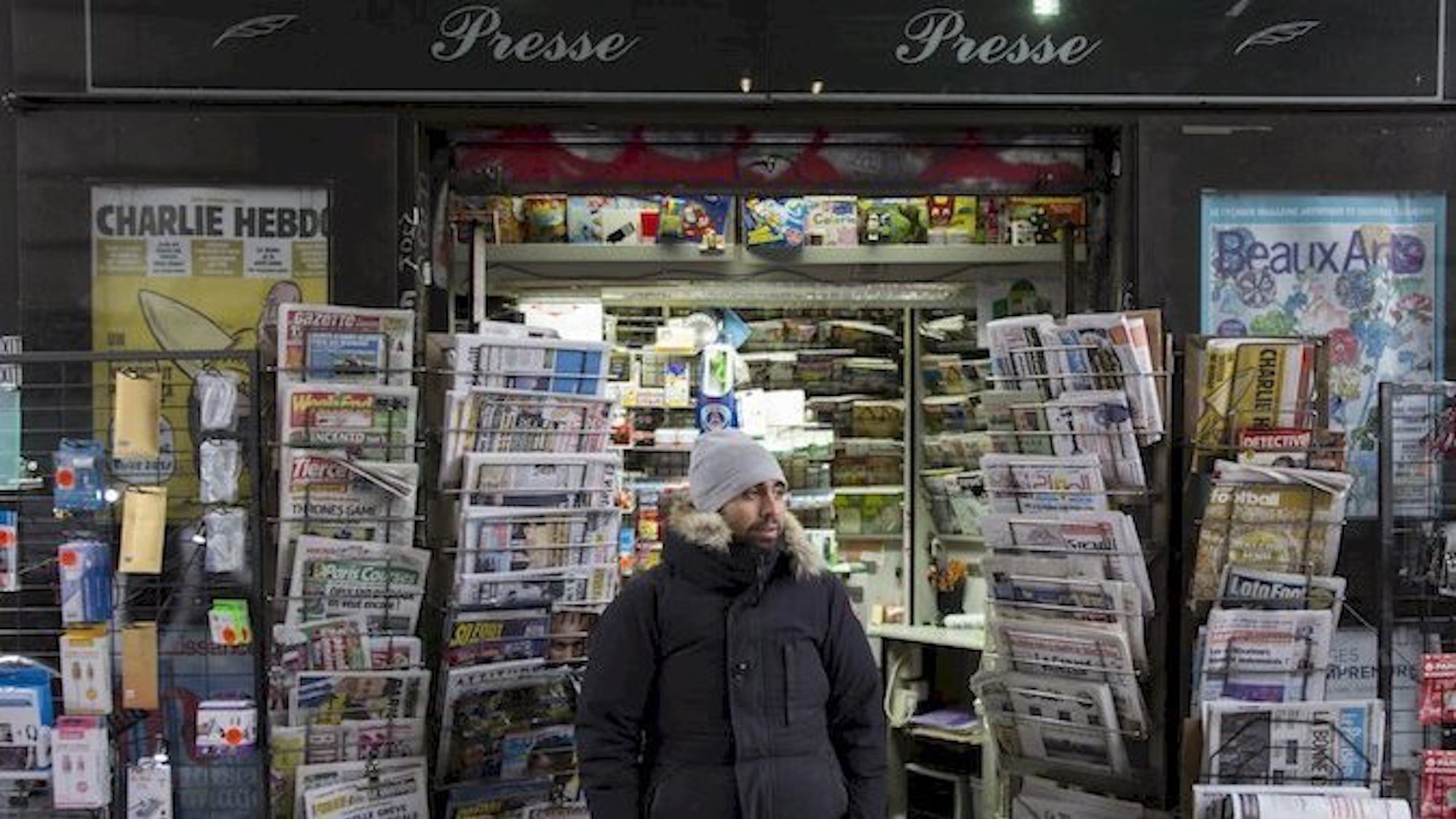 Le kiosquier de Barbès victime d'une agression riuyzd13tj