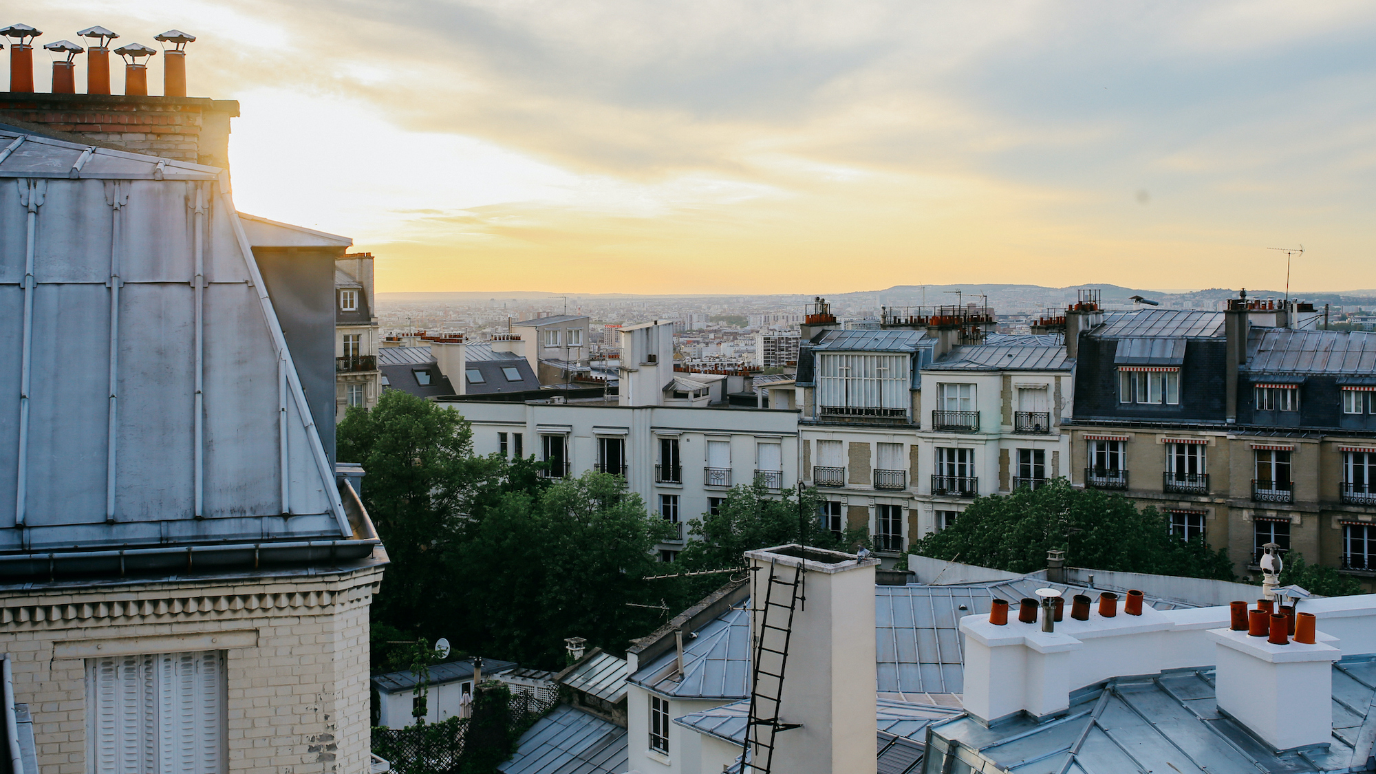 Quelle surface peut-on louer avec un Smic à Paris ? toit