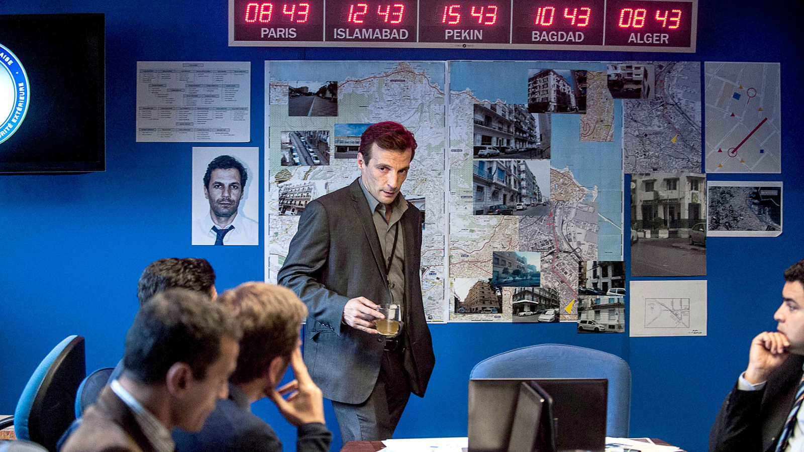 Le Bureau Des Légendes - L'escape Game Immersif Un escape game Le Bureau des légendes dans un lieu tenu secret à Paris