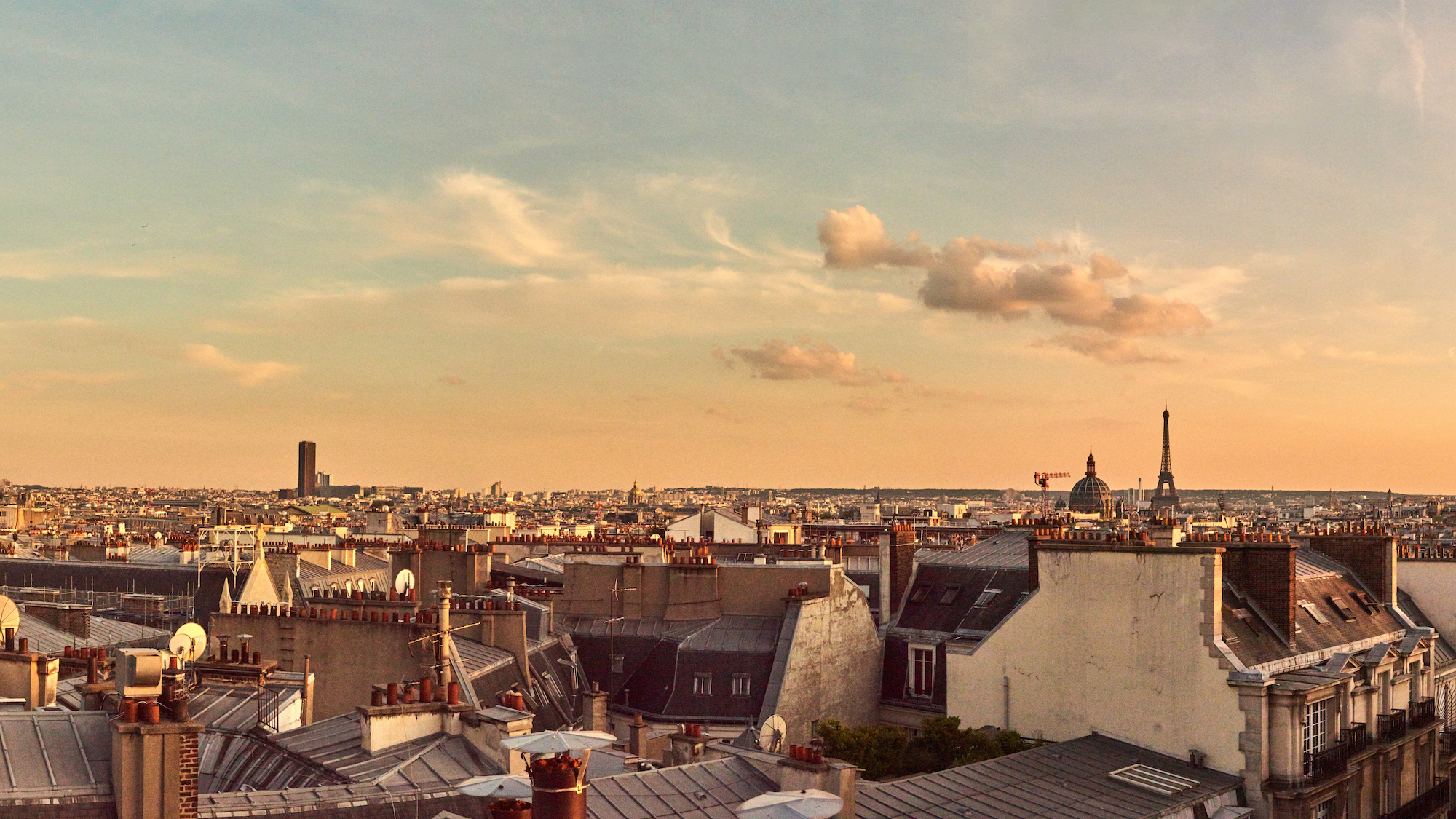 Paris continue de se vider de ses habitants paris1