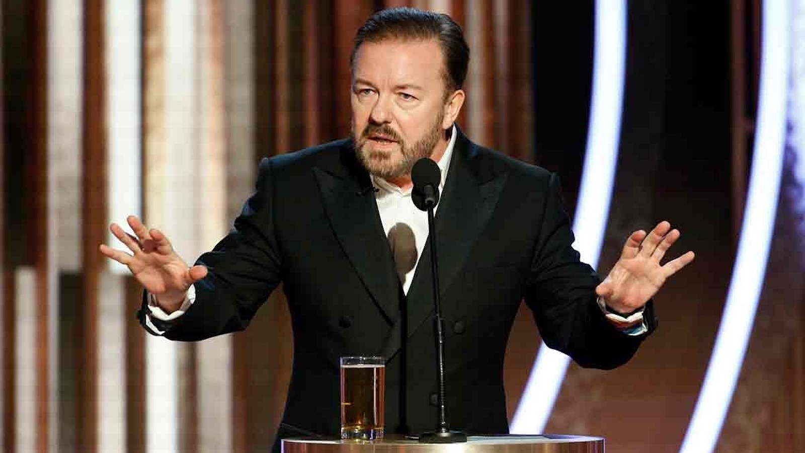 Ricky Gervais déglingue Hollywood à la cérémonie des Golden Globes