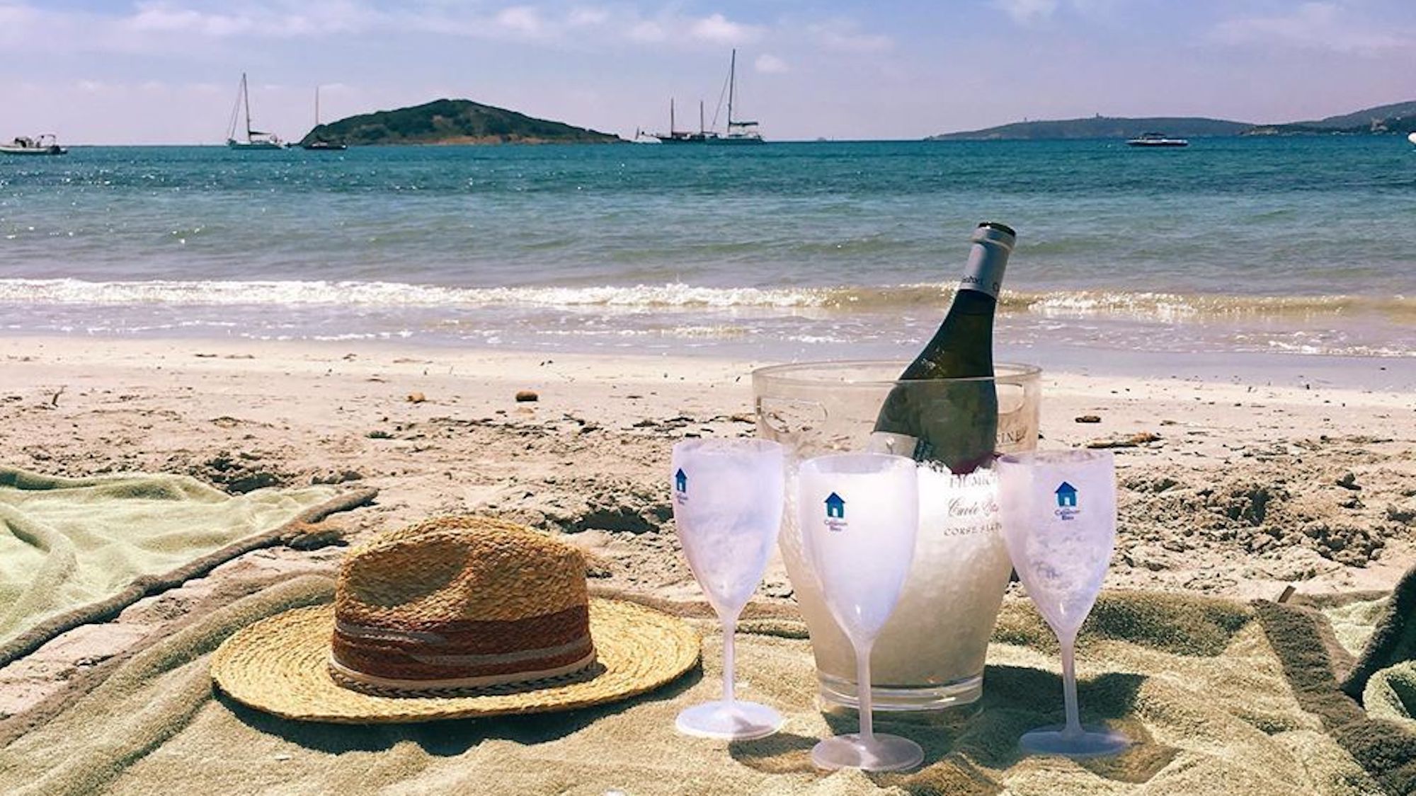 Le Club Apéro s’installe à Callelongue pour raviver les soirées marseillaises club-apero