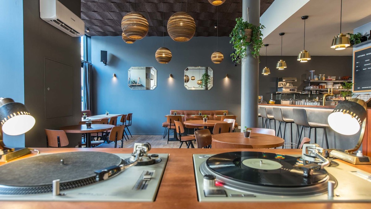 Le café Mancuso, le premier café audiophile de France à