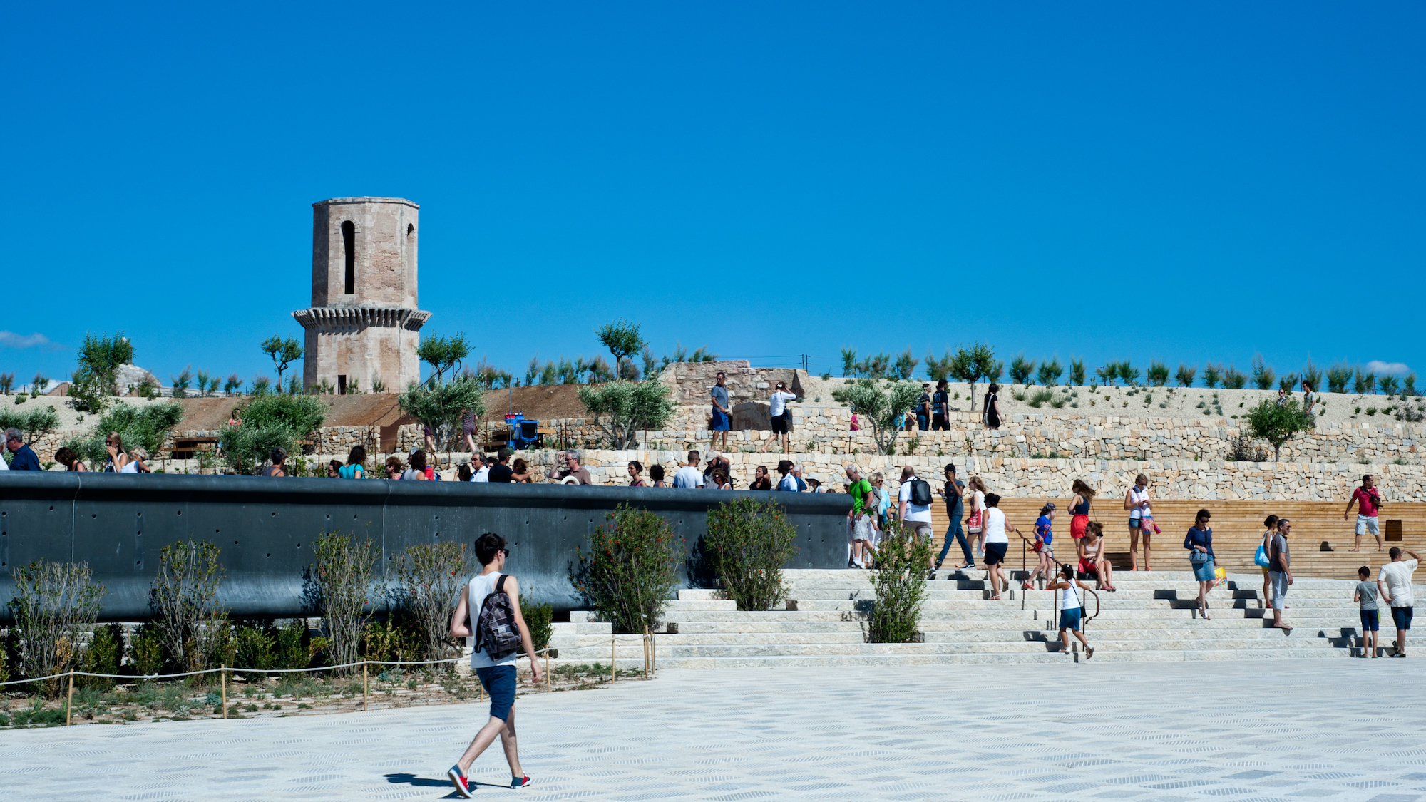 Le Mucem ouvre ses jardins au public durant le confinement mucem-jardins-marseille