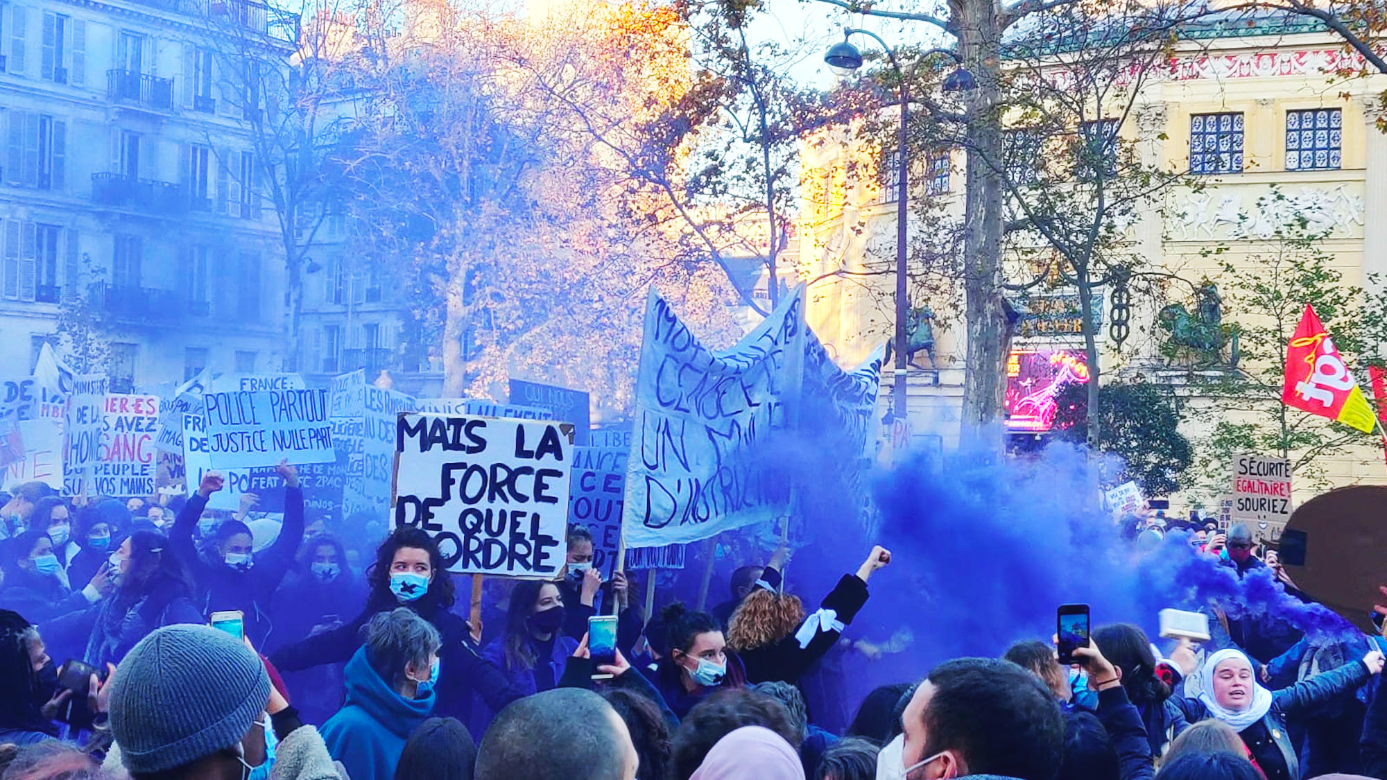 EN IMAGES : La marche des libertés du 28 novembre à Paris okok1
