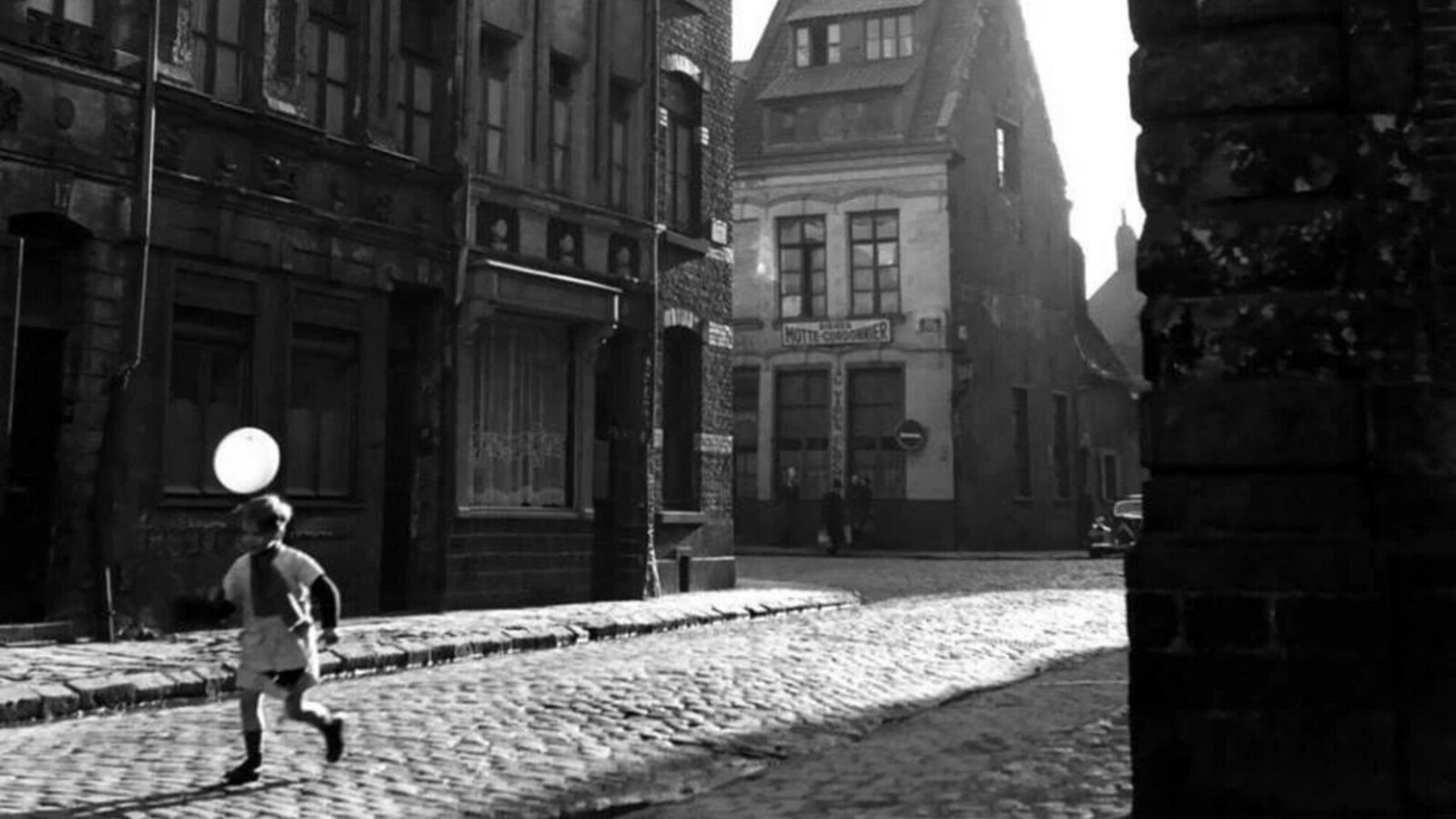 Découvrez ces incroyables photos de Lille prises par Robert Doisneau en