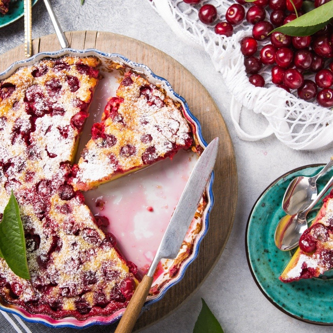 cherry-clafouti-traditional-french-sweet-fruit-des