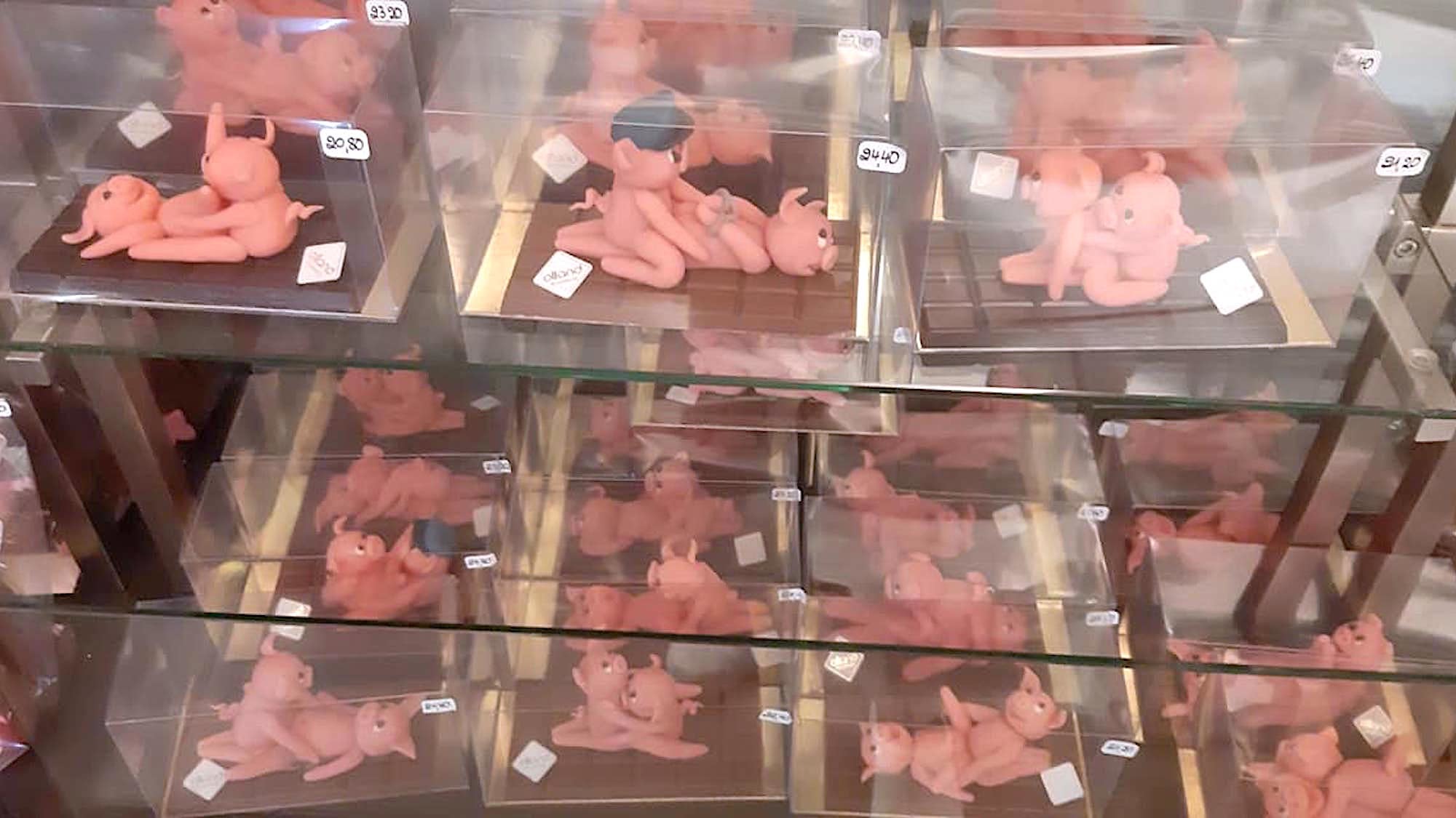 Une boulangerie strasbourgeoise prépare des chocolats très cochons pour la Saint-Valentin 144534935-3651081858345996-2243604261677996437-o