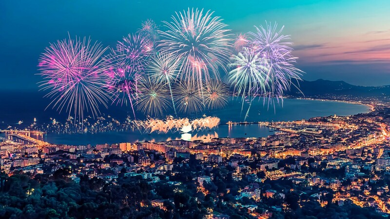 Festival De Cannes Feu D'artifice Cannes 2022 Le festival international du feu d'artifice revient tout l'été à Cannes
