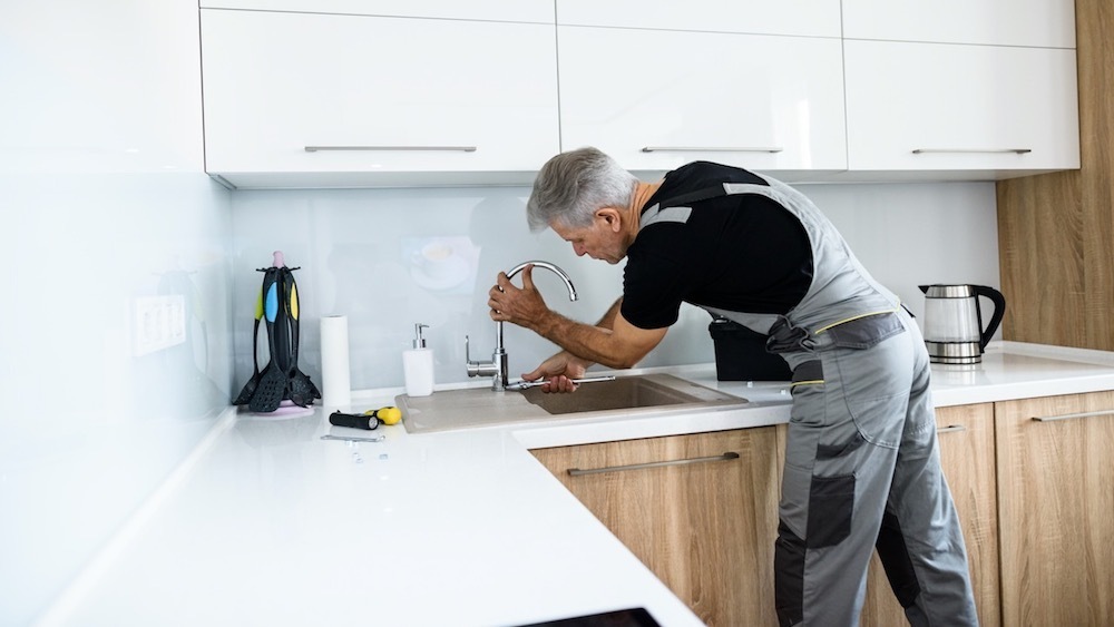 Breaking kitchen